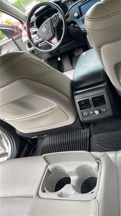 تۆیۆتا ئەڤەلۆن